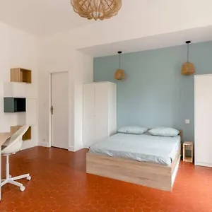 Charmantes Privées Dans En Hypercentre - Longchamp Marseille